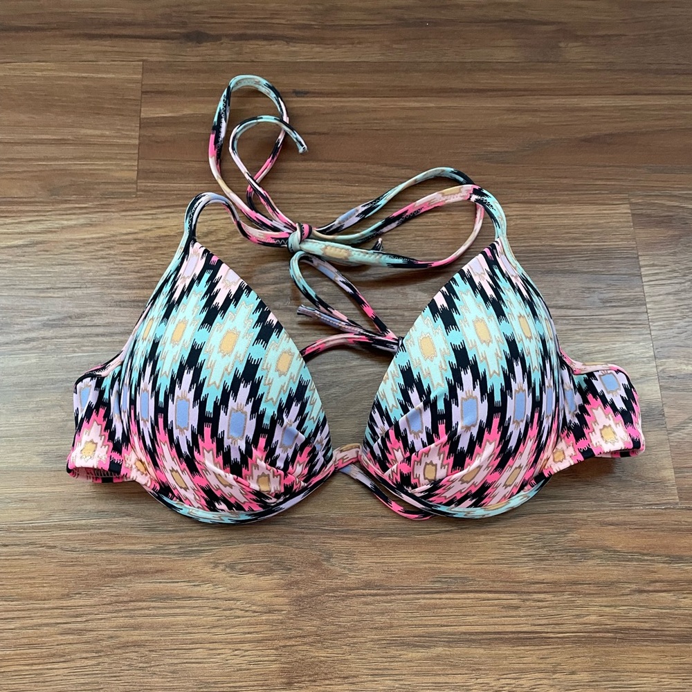 Victoria’s Secret bikini top - 34A